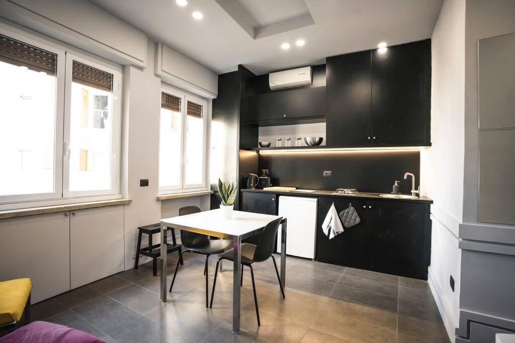 Casa Vacanze Bracco 45 Napoli Bagian luar foto