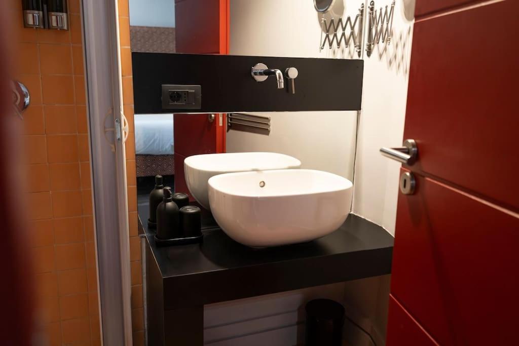 Casa Vacanze Bracco 45 Napoli Bagian luar foto